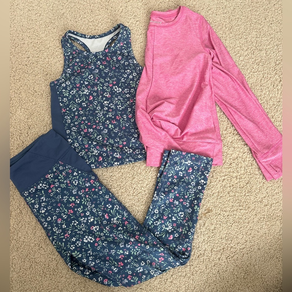 OshKosh matching athletic set